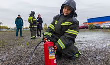Челябинские журналисты примерили на себя профессию пожарных